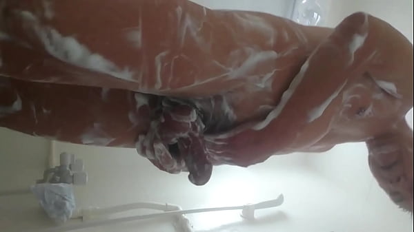 Japanese daddy’s handjob in shower room